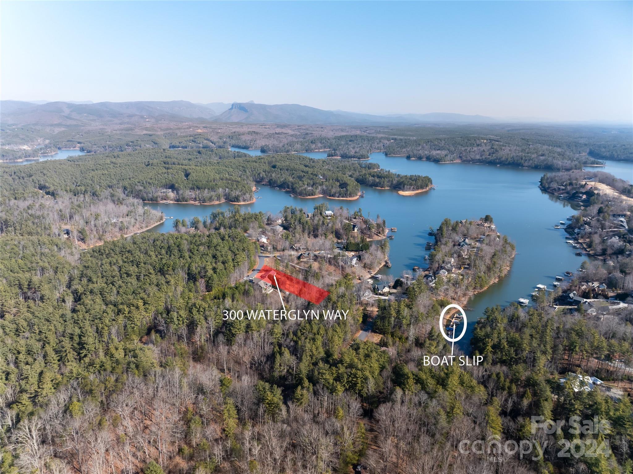 Property image 2 of 300 Waterglyn Way in Waterglyn, Nebo, NC 28761