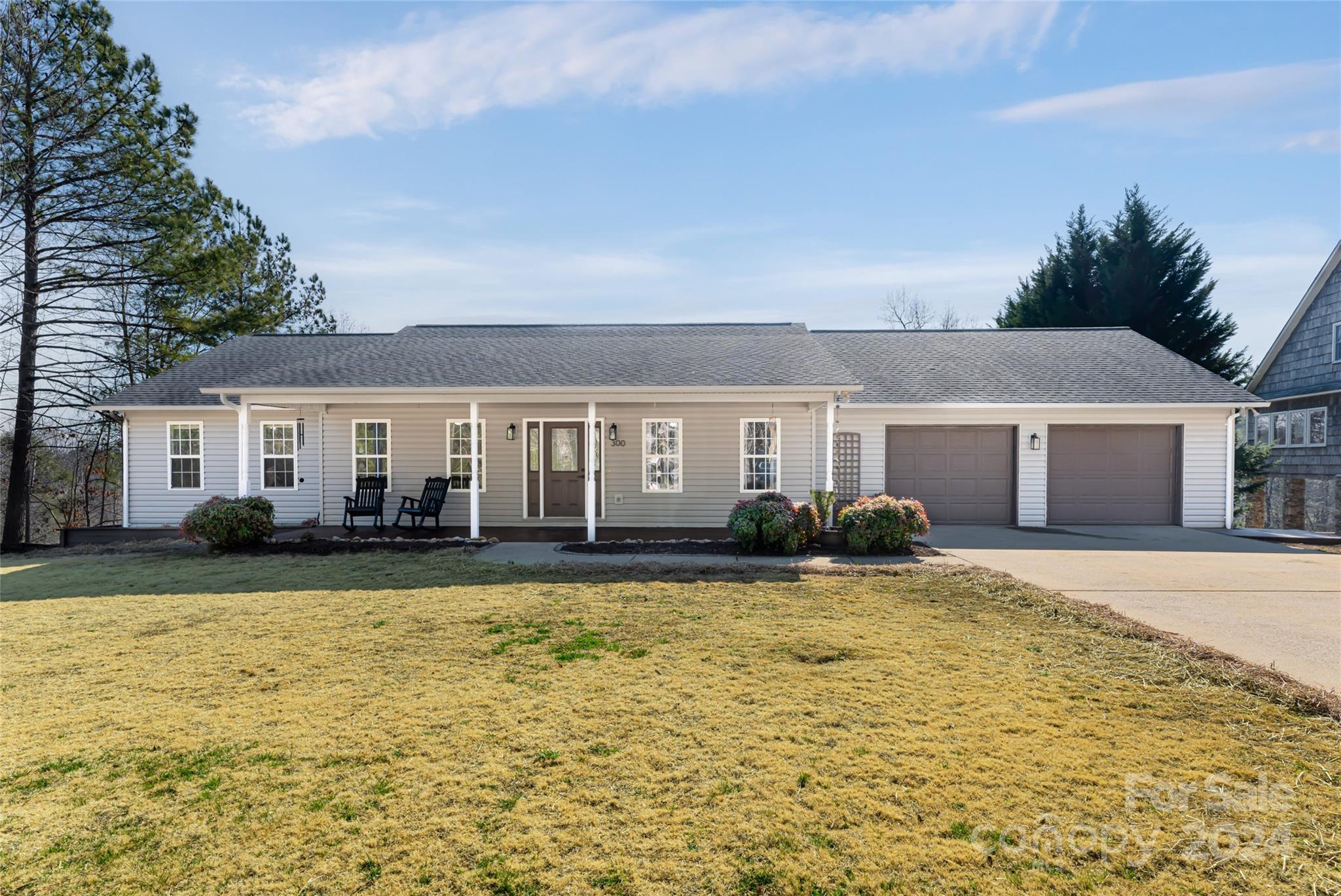 Property image 4 of 300 Waterglyn Way in Waterglyn, Nebo, NC 28761