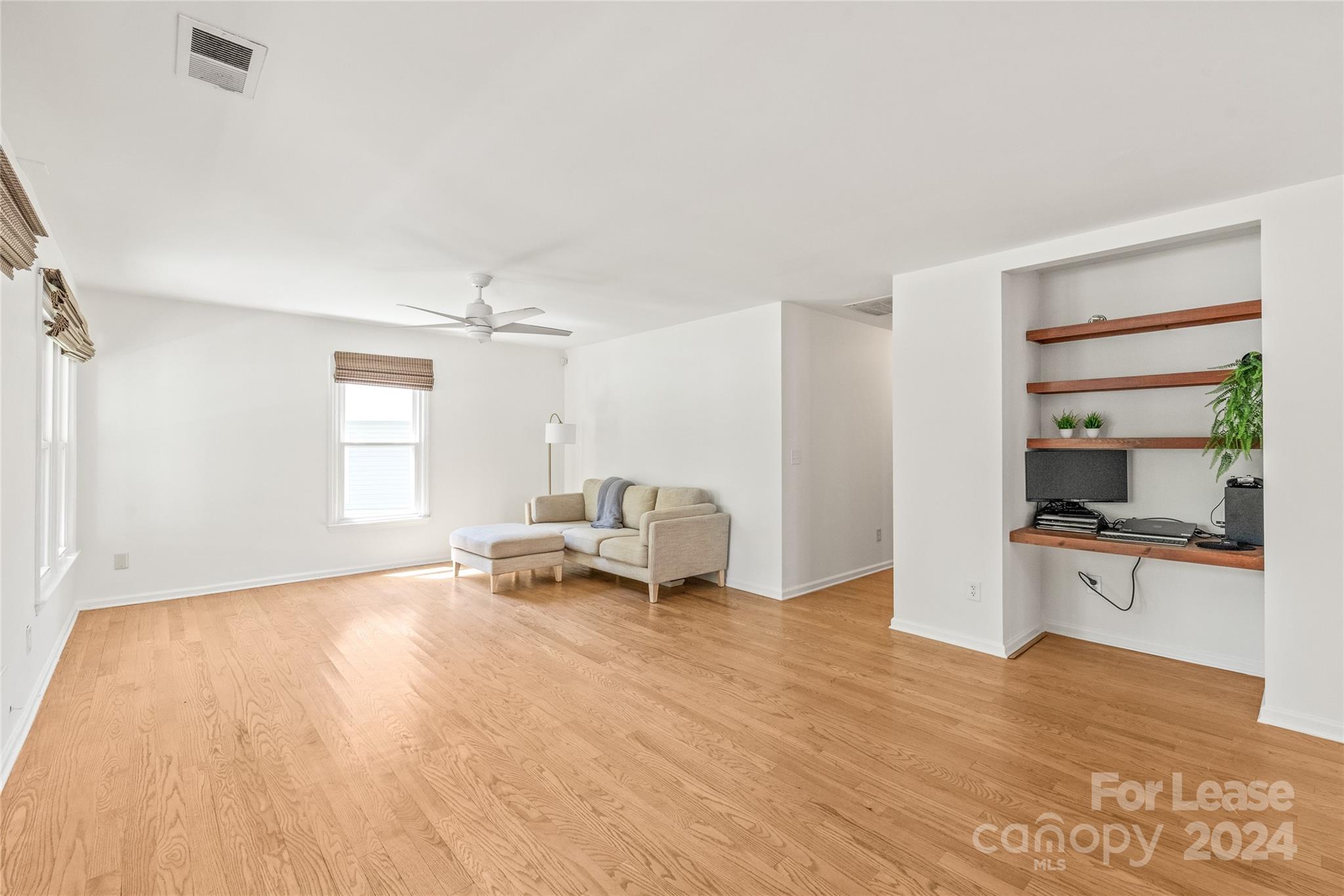 Property image 3 of 1118 Polk Street in Greenville, Charlotte, NC 28206