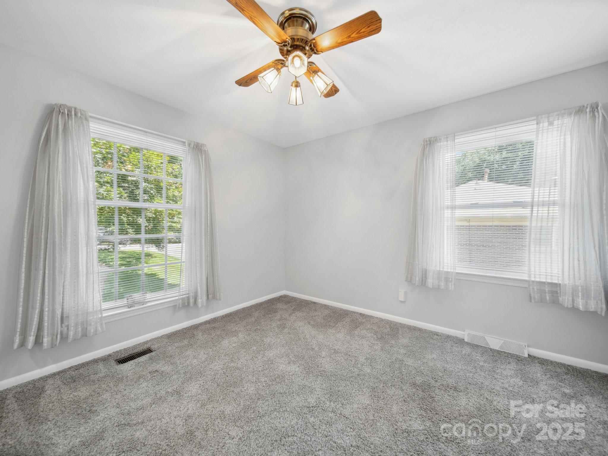 Property image 5 of 2623 Shaw Avenue in Sedgefield, Gastonia, NC 28054
