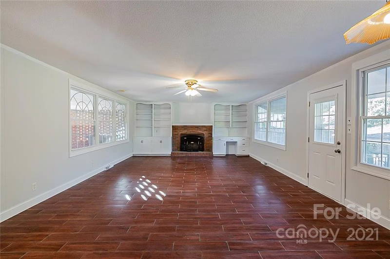 Property image 3 at 424 Summit Avenue, Statesville, NC 28677