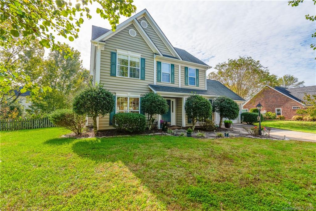 Property image 3 of 2200 Planters Knoll Drive in Clover Bend, Monroe, NC 28110
