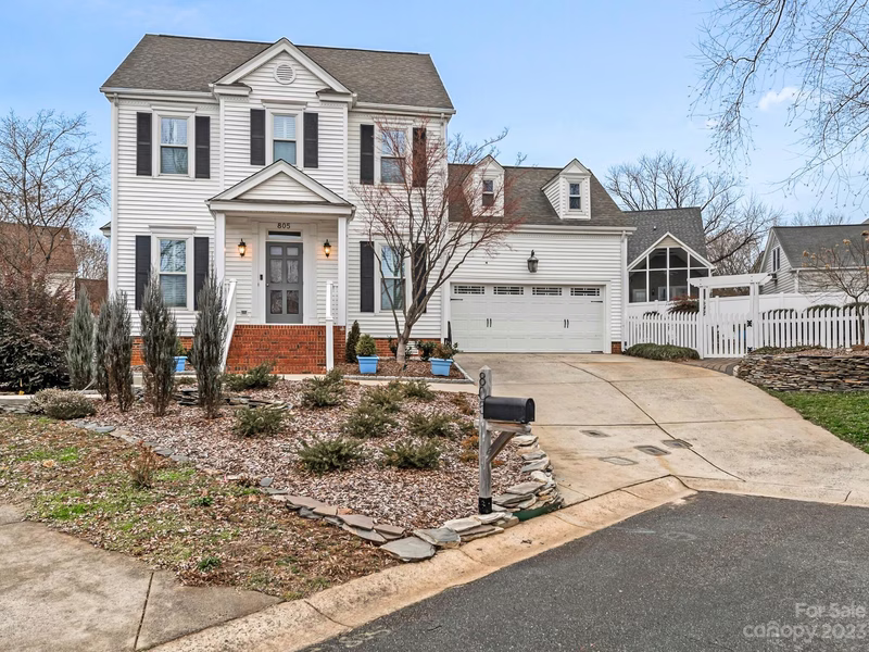 805 Blackburn Court