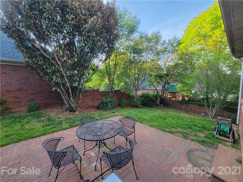 Property image 5 of 1610 Elkhart Circle in Hoffman Place, Gastonia, NC 28054