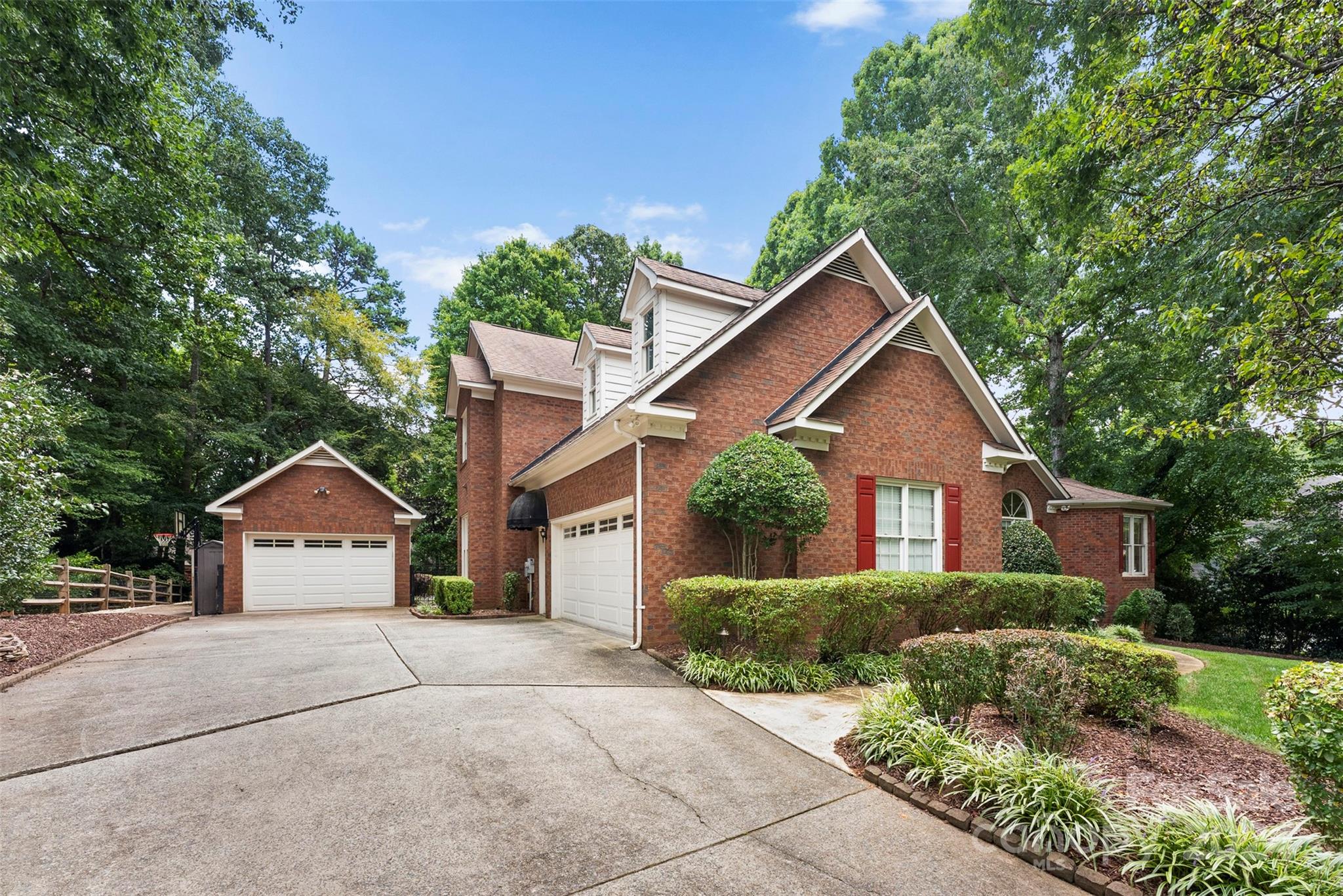 Property image 3 of 8734 Taunton Drive in Wynfield, Huntersville, NC 28078