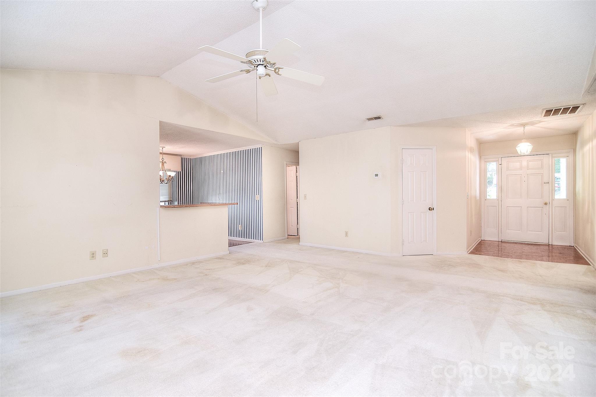 Property image 5 of 10106 Santa Fe Lane in Lawyers Station, Mint Hill, NC 28227