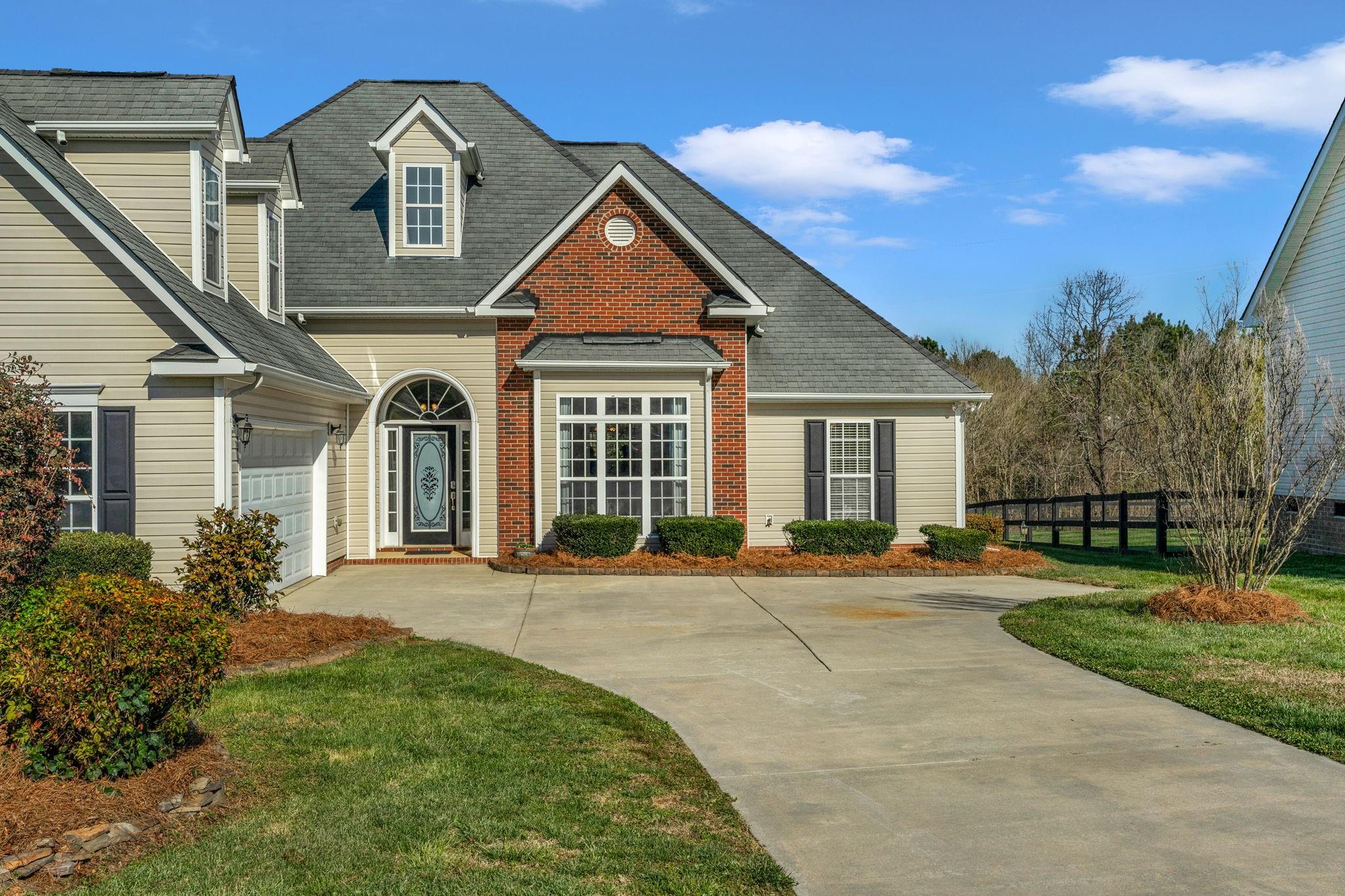 Property image 3 of 2010 Blazing Star Lane in Wincrest, Monroe, NC 28110