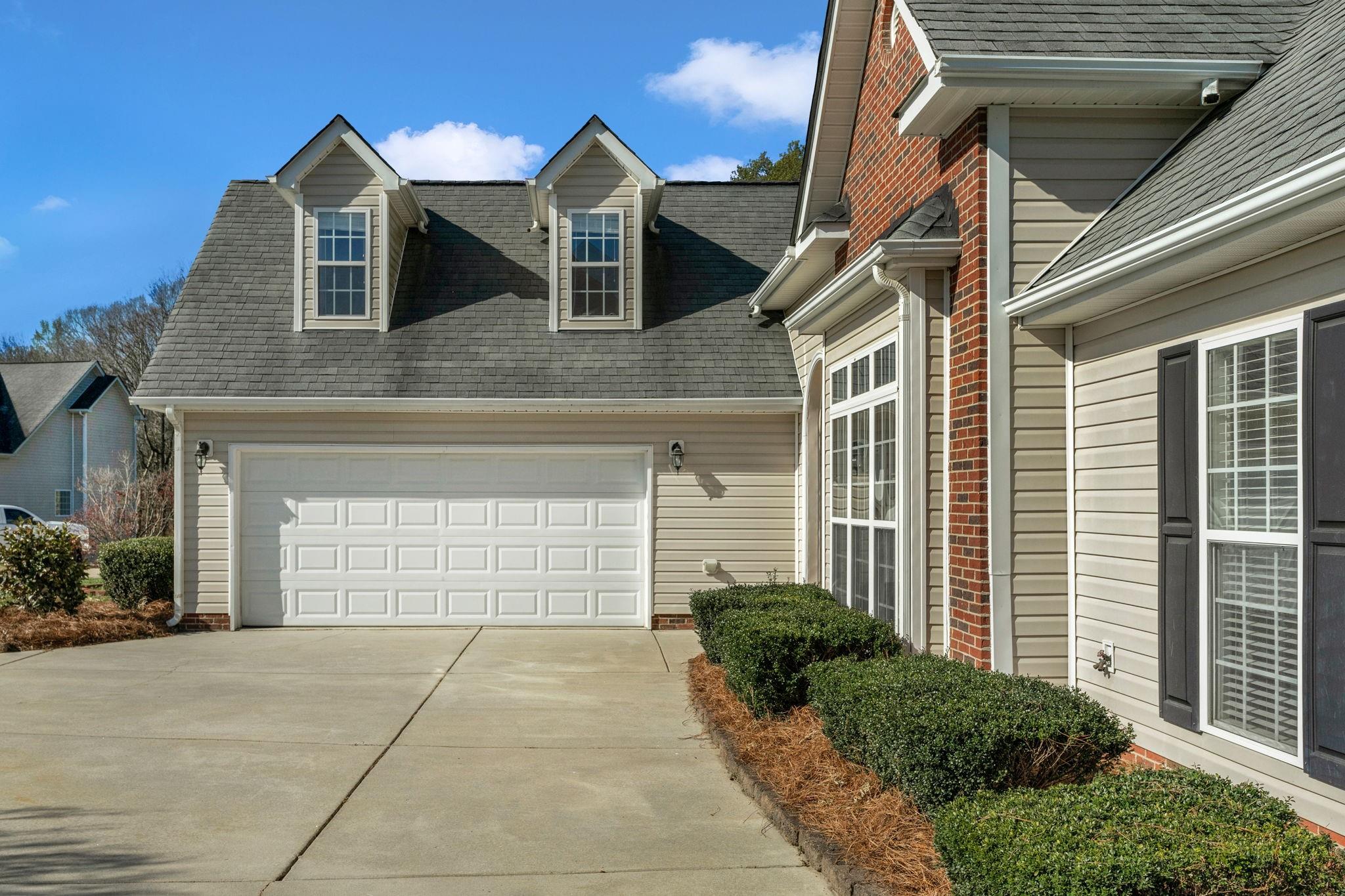 Property image 4 of 2010 Blazing Star Lane in Wincrest, Monroe, NC 28110