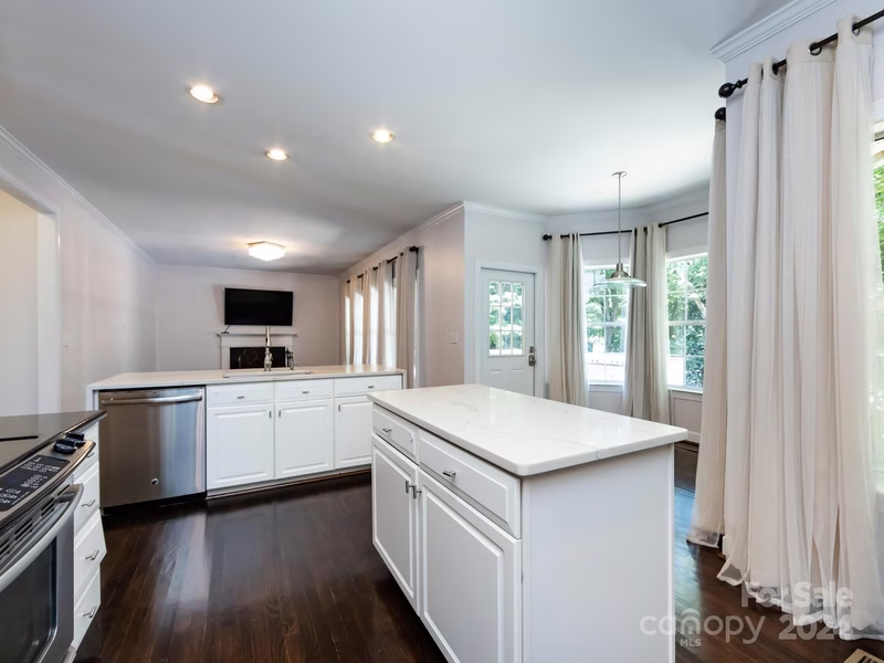 Property image 4 at 6210 Garamond Court, Charlotte, NC 28270