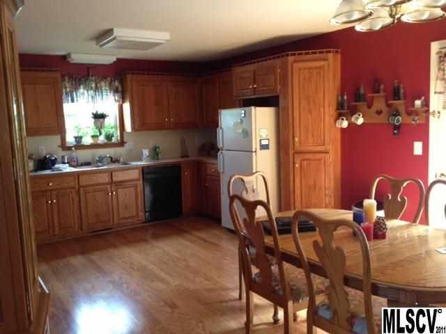 Property image 2 of 3743 Serenity Drive in Melrose Place, Hickory, NC 28602