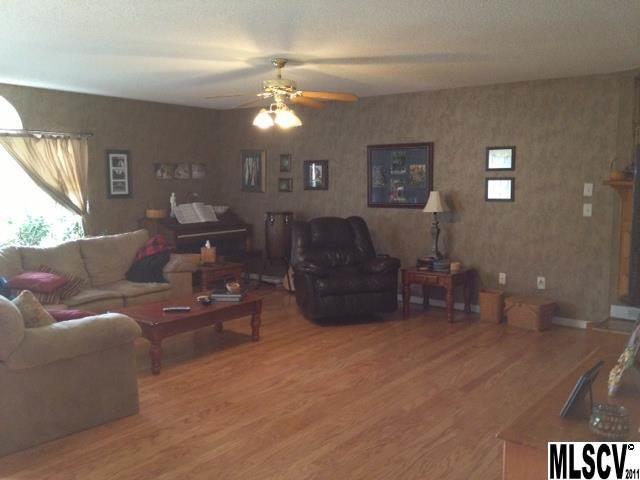Property image 5 of 3743 Serenity Drive in Melrose Place, Hickory, NC 28602