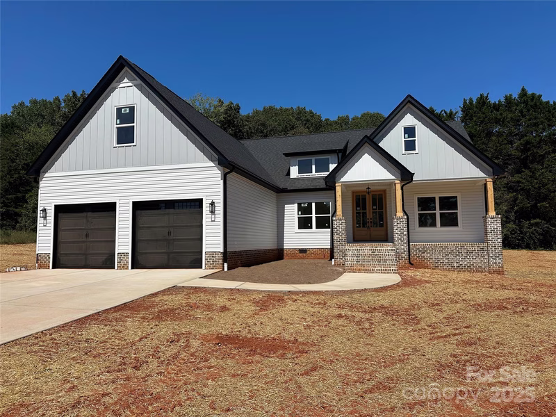 Fairway Acres, Newton Community