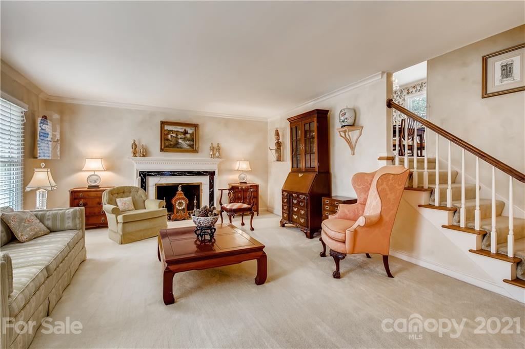 Property image 4 of 4214 Tottenham Road in Kingswood, Charlotte, NC 28226