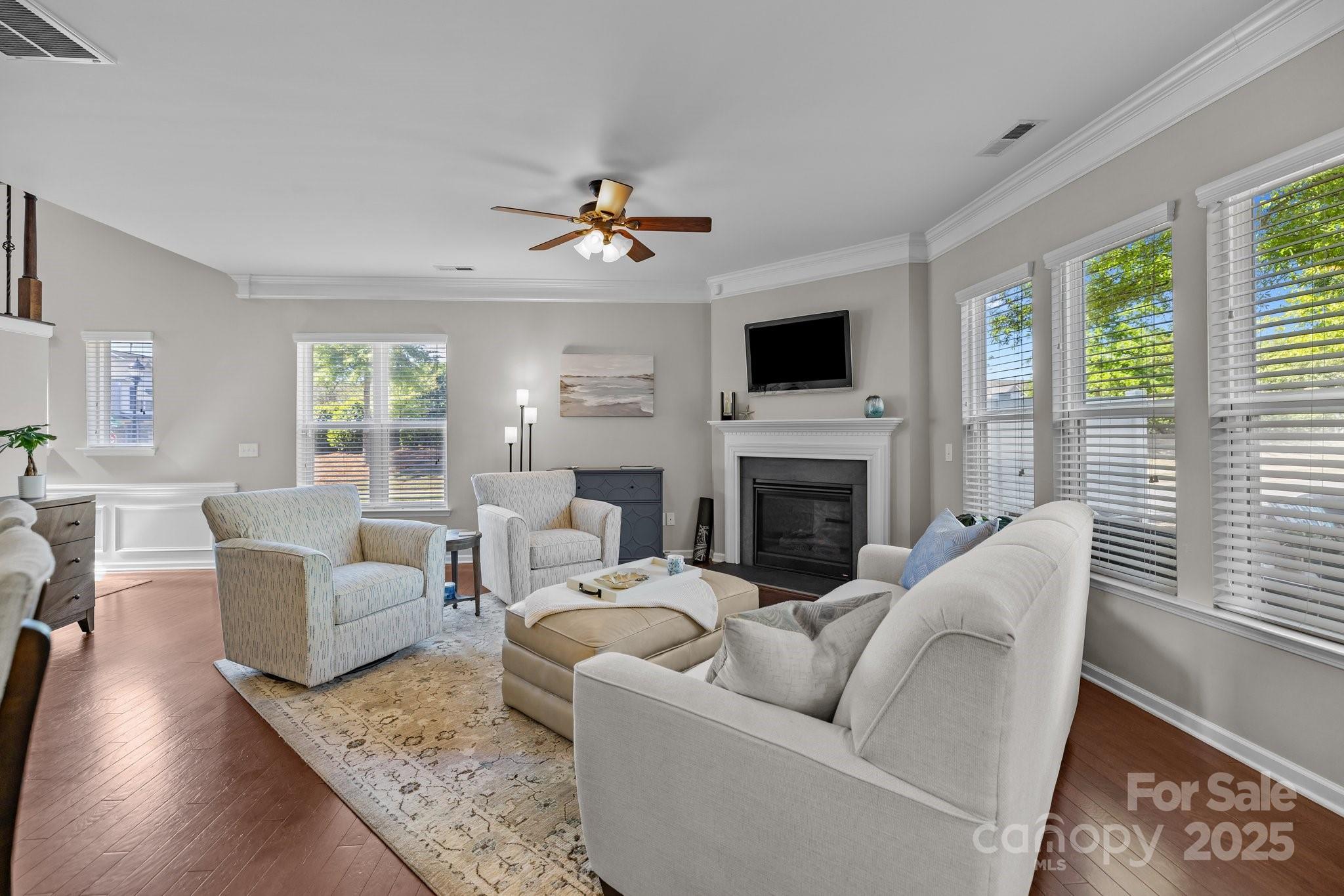 Property image 3 of 5908 Glassport Lane in Park South Station, Charlotte, NC 28210
