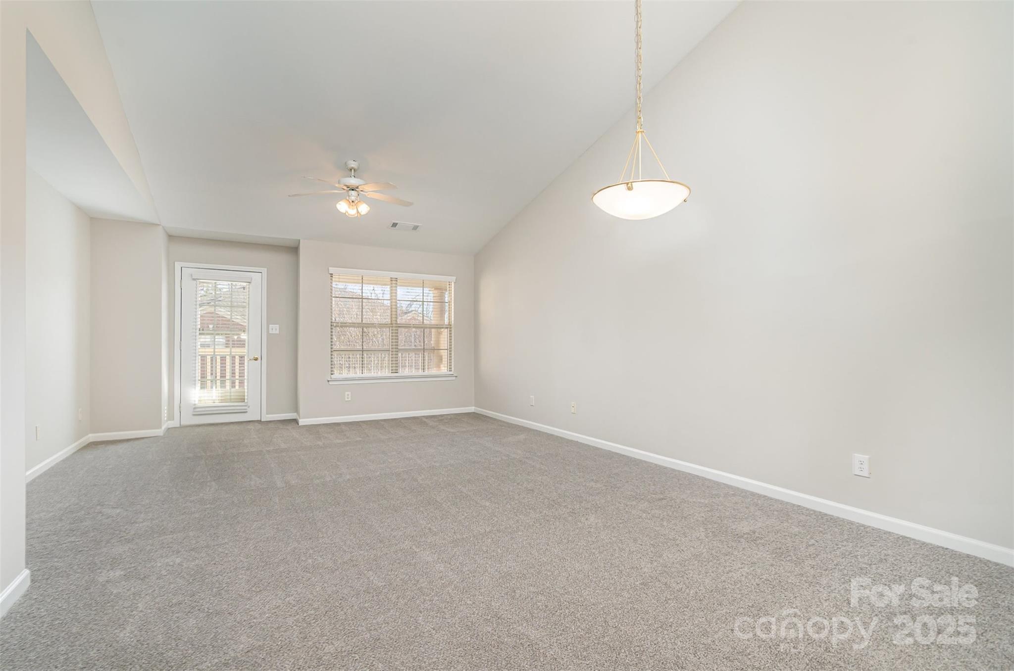 Property image 5 of 7333 Michaels Landing Drive in Michaels Landing, Charlotte, NC 28262