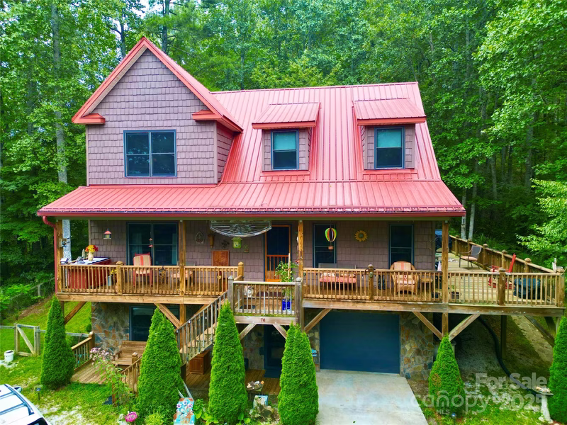 Six Springs Ridge, Spruce Pine Community