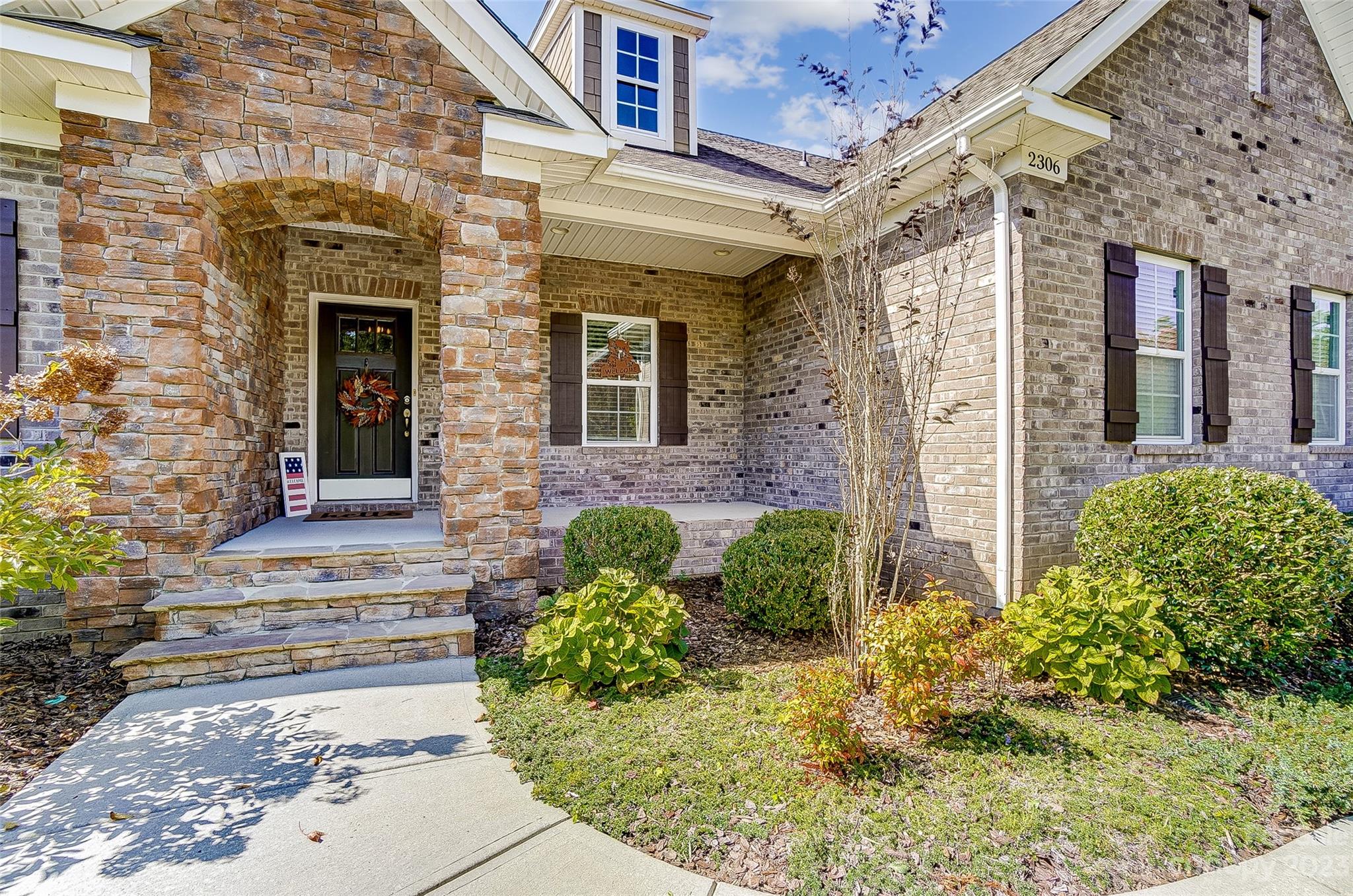 Property image 3 of 2306 Madeira Circle in Tuscany, Waxhaw, NC 28173