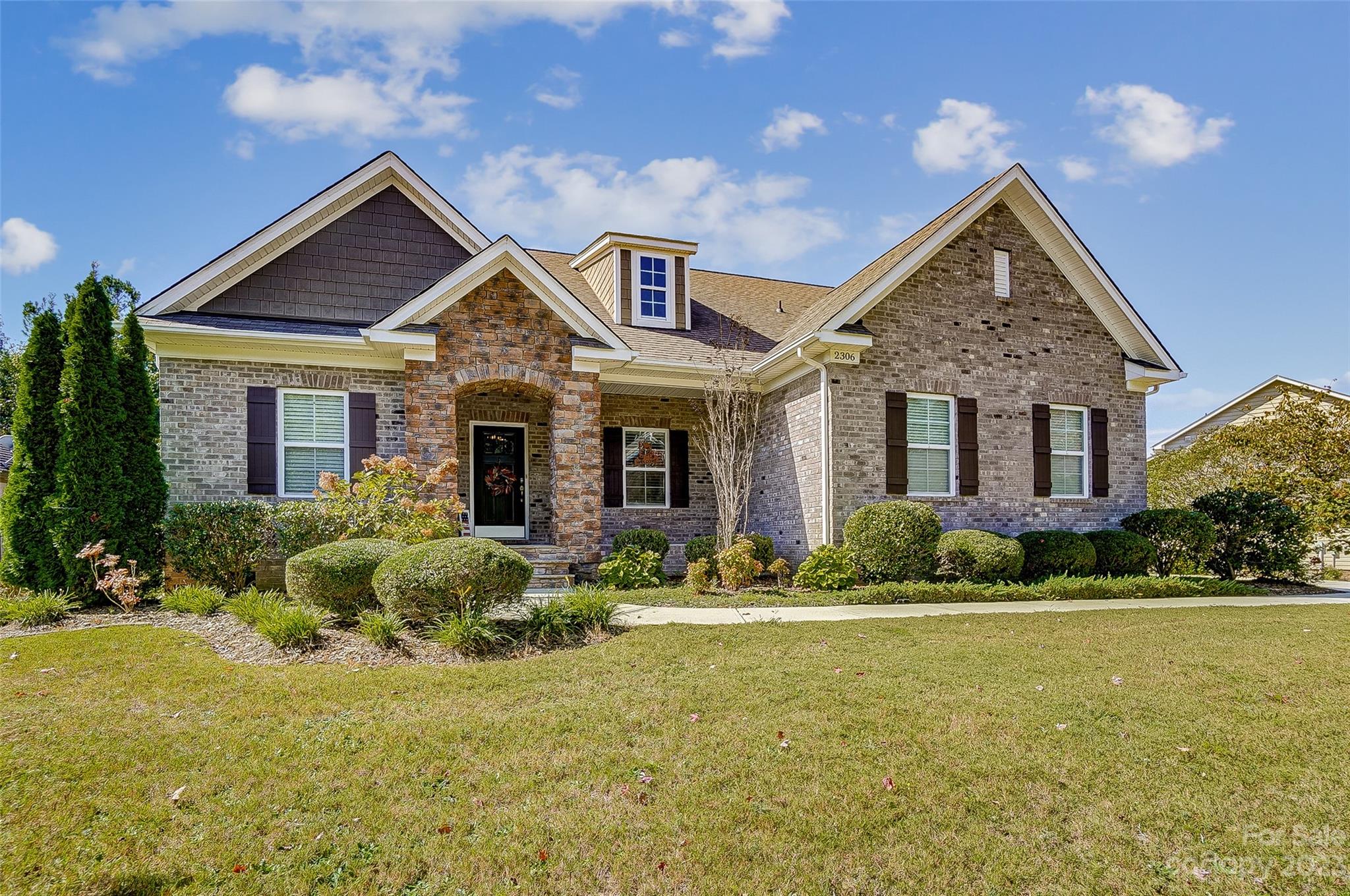 Property image 5 of 2306 Madeira Circle in Tuscany, Waxhaw, NC 28173
