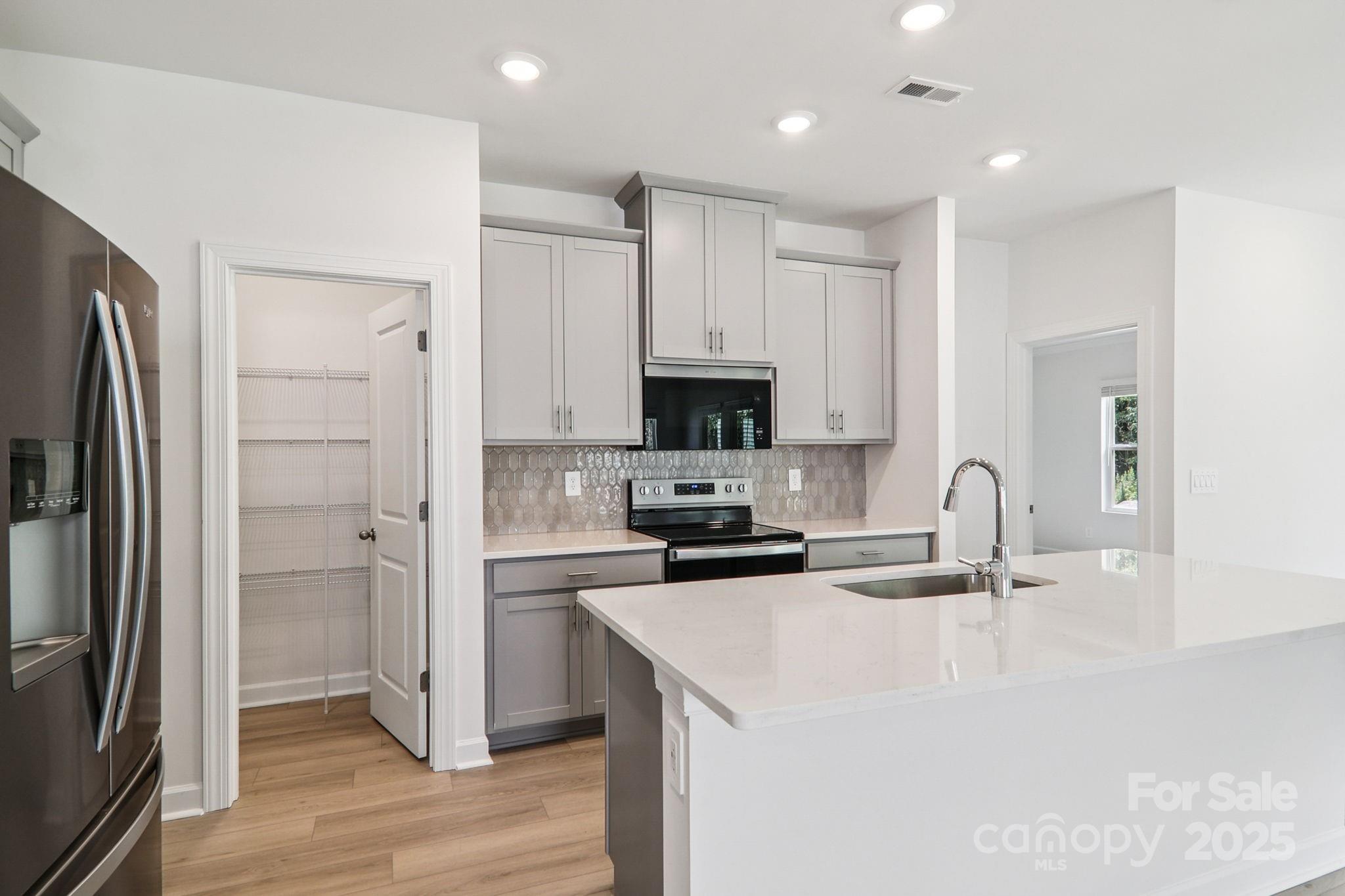 Property image 3 of 1105 Morehead Drive in Oxford Station, Salisbury, NC 28144