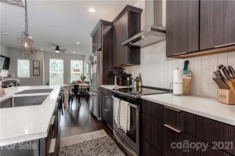 Property image 4 at 202 Wesley Heights Way, Charlotte, NC 28208