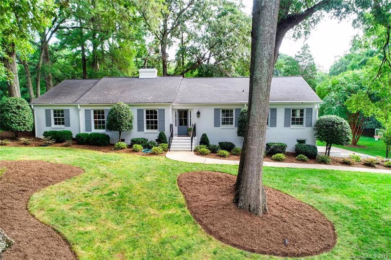 Property image 2 at 2100 Cloister Drive, Charlotte, NC 28211