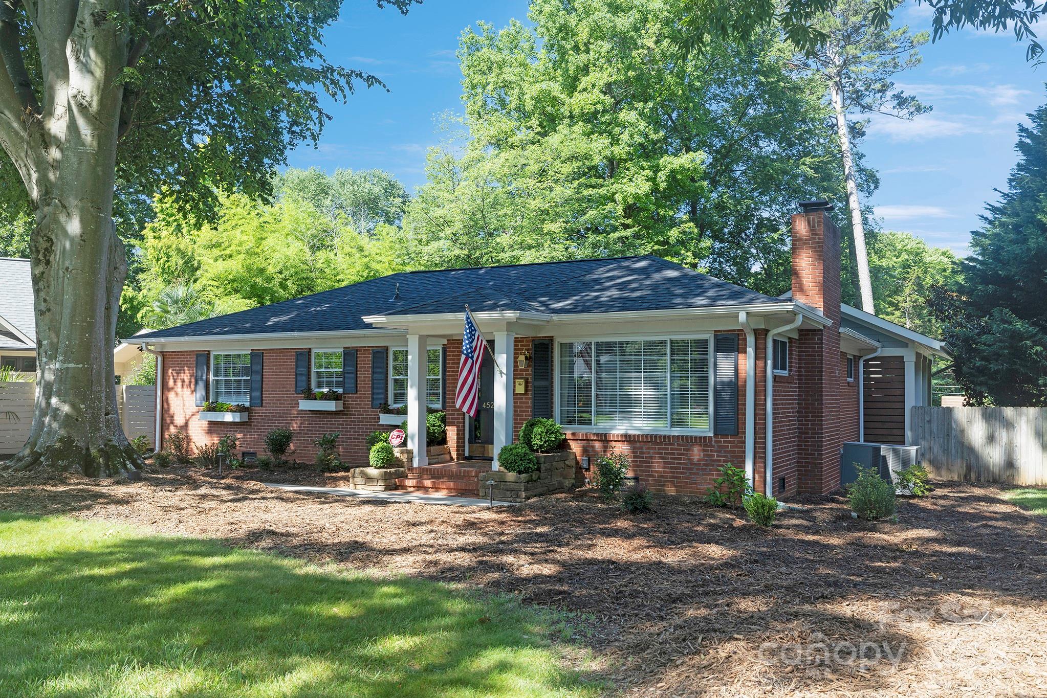 Property image 2 of 4526 Longwood Drive in Madison Park, Charlotte, NC 28209