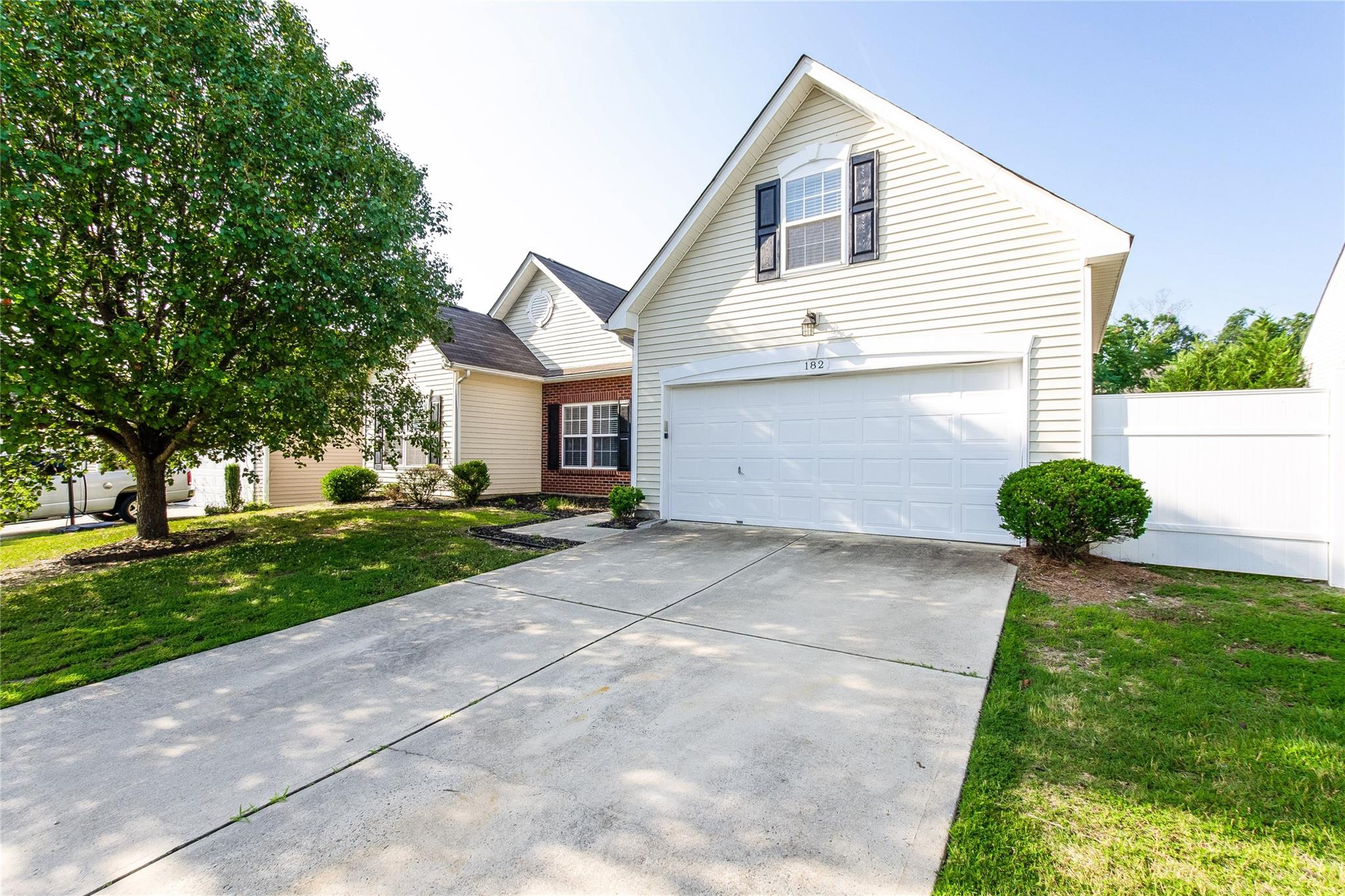 Property image 2 of 182 Mott Road in The Hampshires, Mooresville, NC 28115