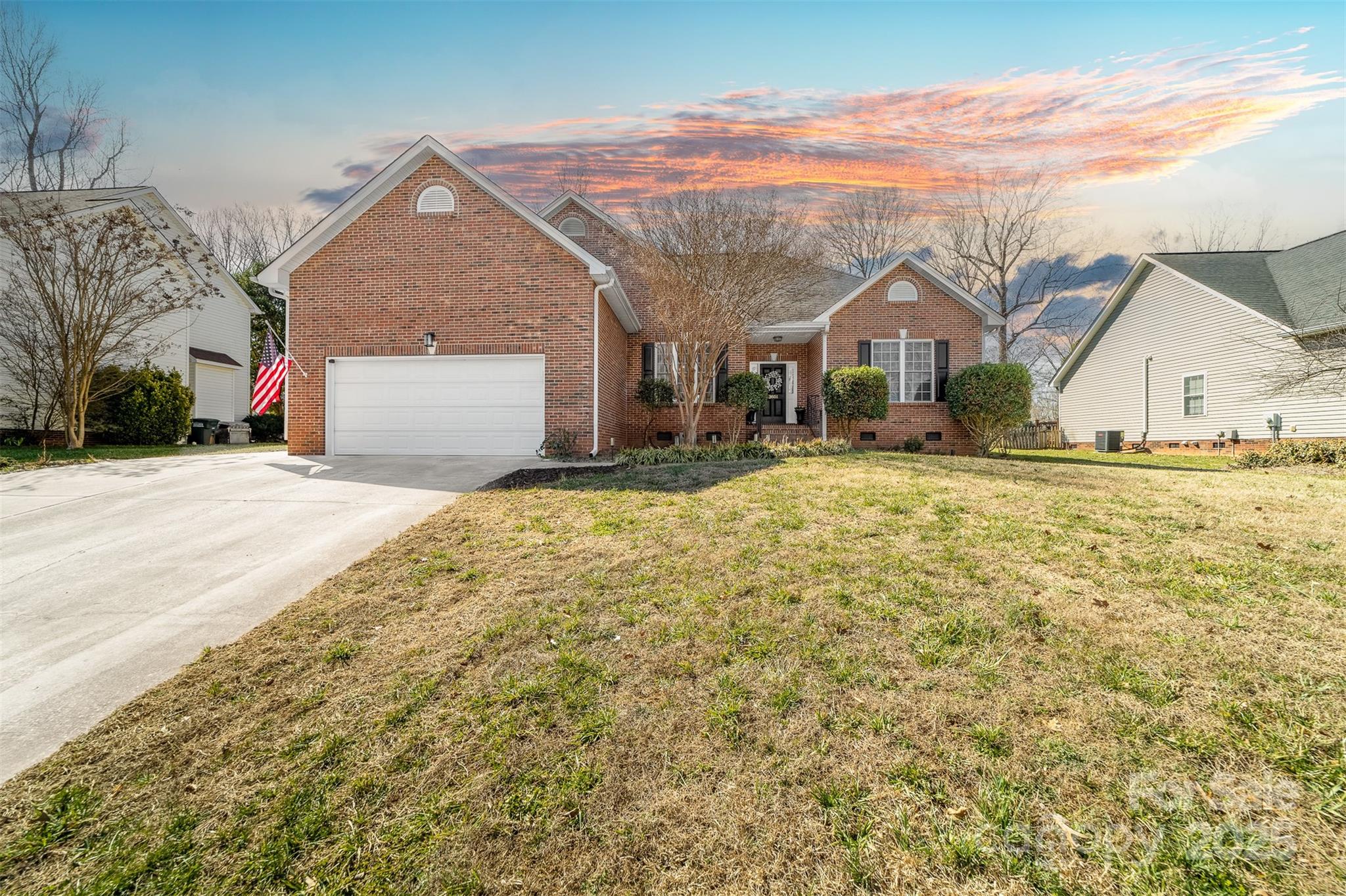 Property image 3 of 3851 Yellow Jasmine Drive in Cypress Pointe, Gastonia, NC 28056