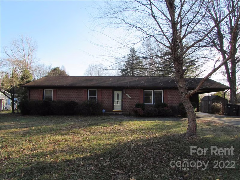 Property image 2 at 343 Dunavant Lane, Statesville, NC 28677