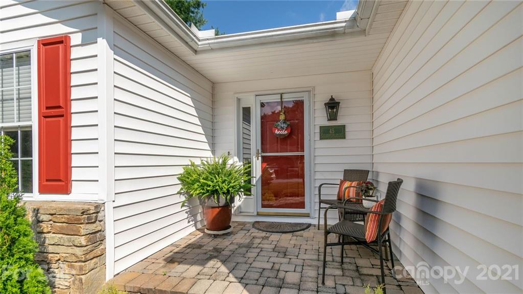 Property image 4 of 45 St Andrews Drive in Etowahs Reach, Etowah, NC 28729