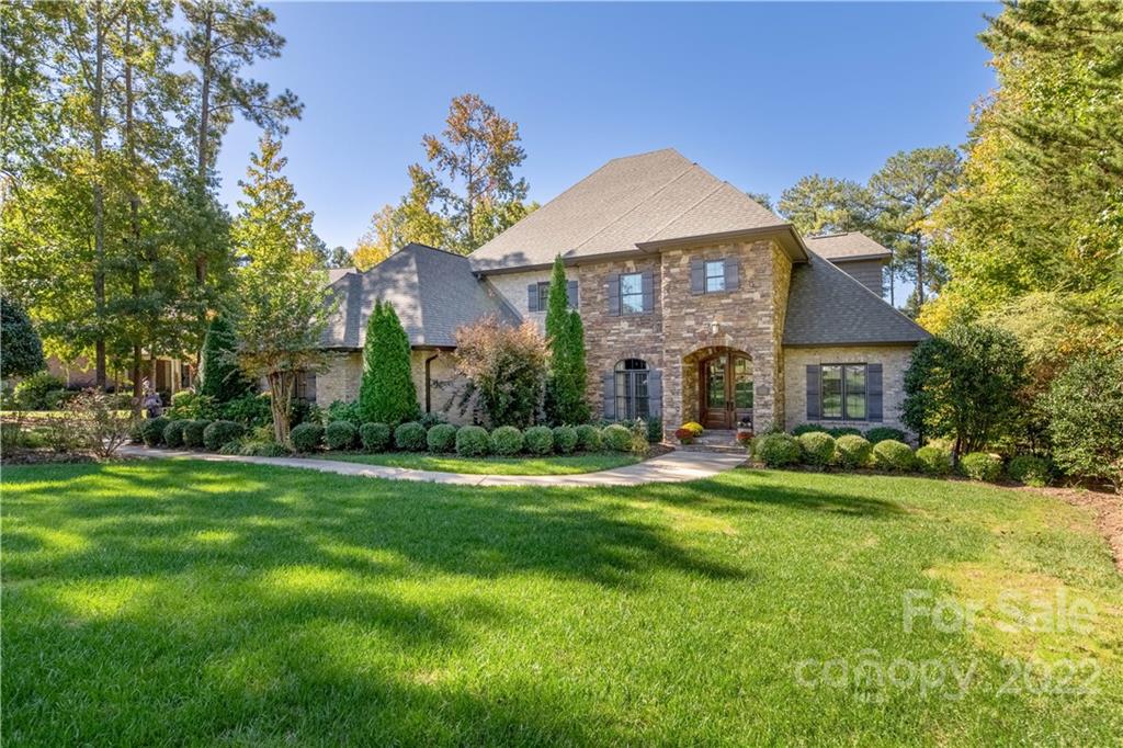 Property image 2 of 4601 Firethorn Court in Lakewood, Denver, NC 28037