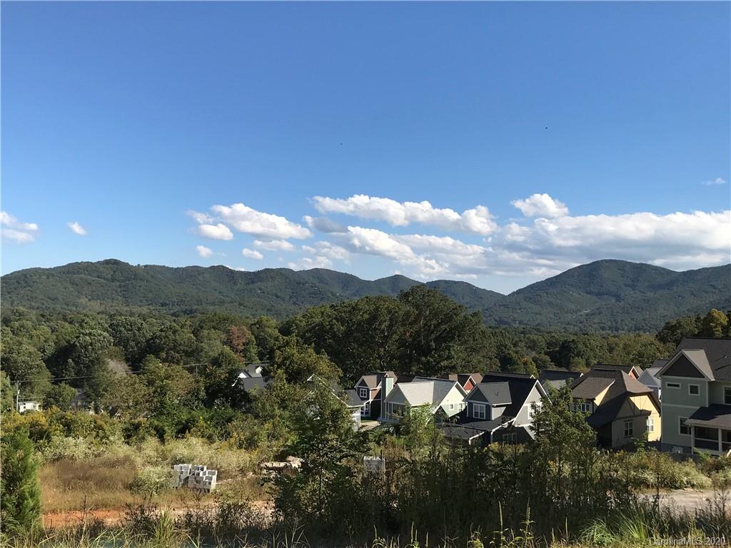 Property image 4 of 106 Chepstow Place in Tudor Croft, Black Mountain, NC 28711