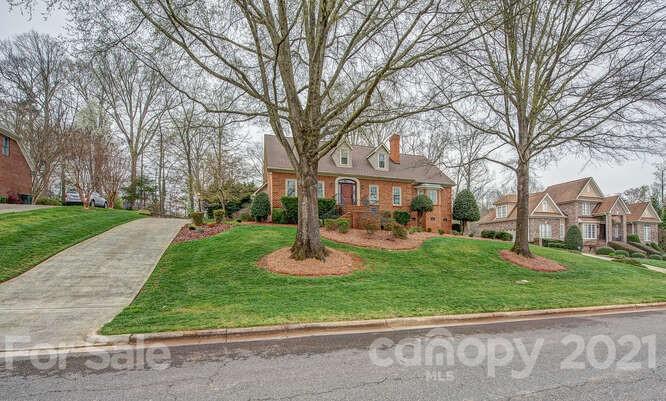 Property image 3 of 2840 Scarborough Court in Glenmoor, Gastonia, NC 28054
