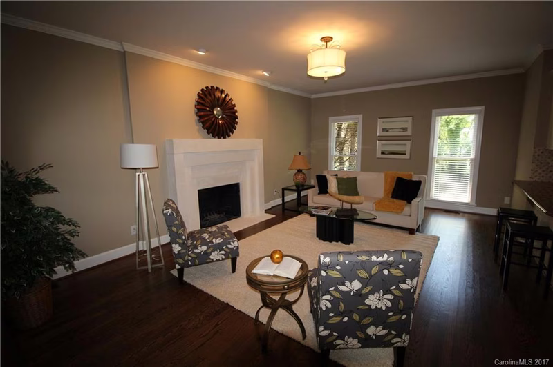 Property image 2 at 619 River Oaks Lane, Charlotte, NC 28226