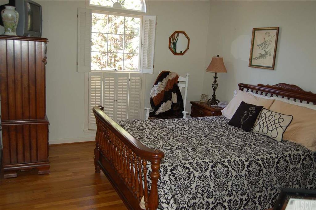 Property image 5 of 530 Tremont Park Drive in Tremont Park, Lenoir, NC 28645