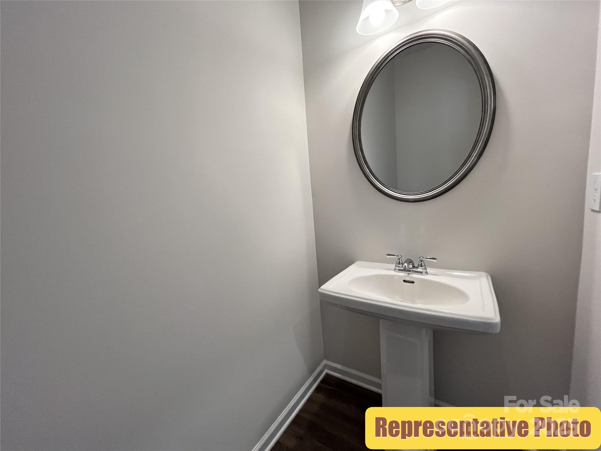 Property image 3 of 1200 Langston Lane in Country Club Village, Salisbury, NC 28144