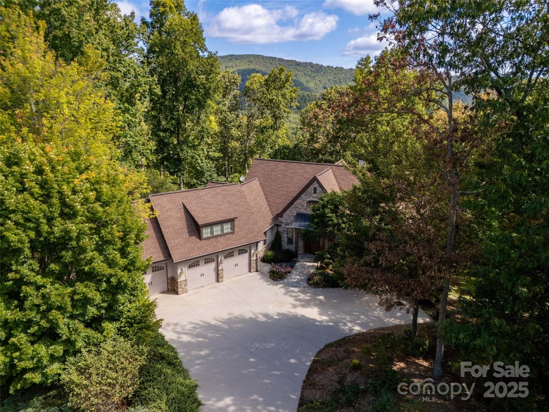 21 Windcliff Drive