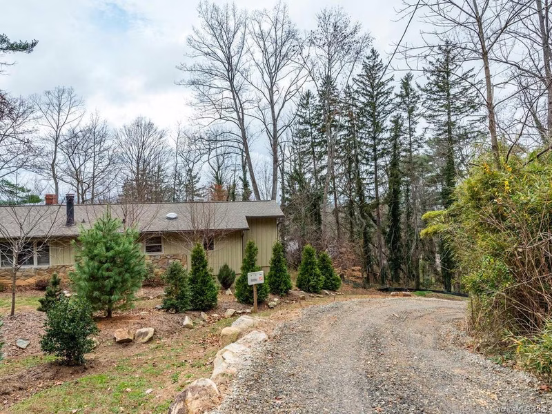 Property image 2 at 22 Von Ruck Court, Asheville, NC 28801