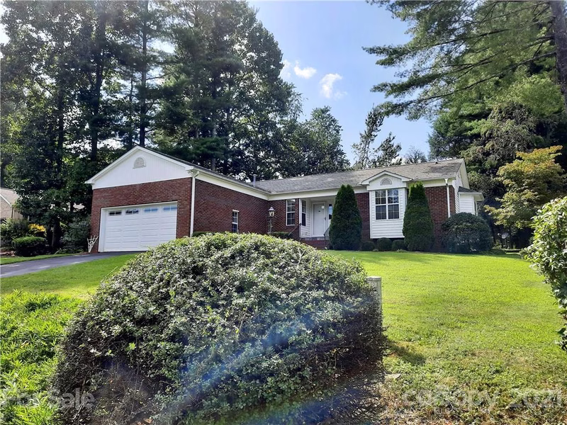 27 St Andrews Drive