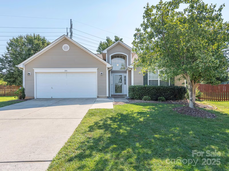 320 Courtland Court