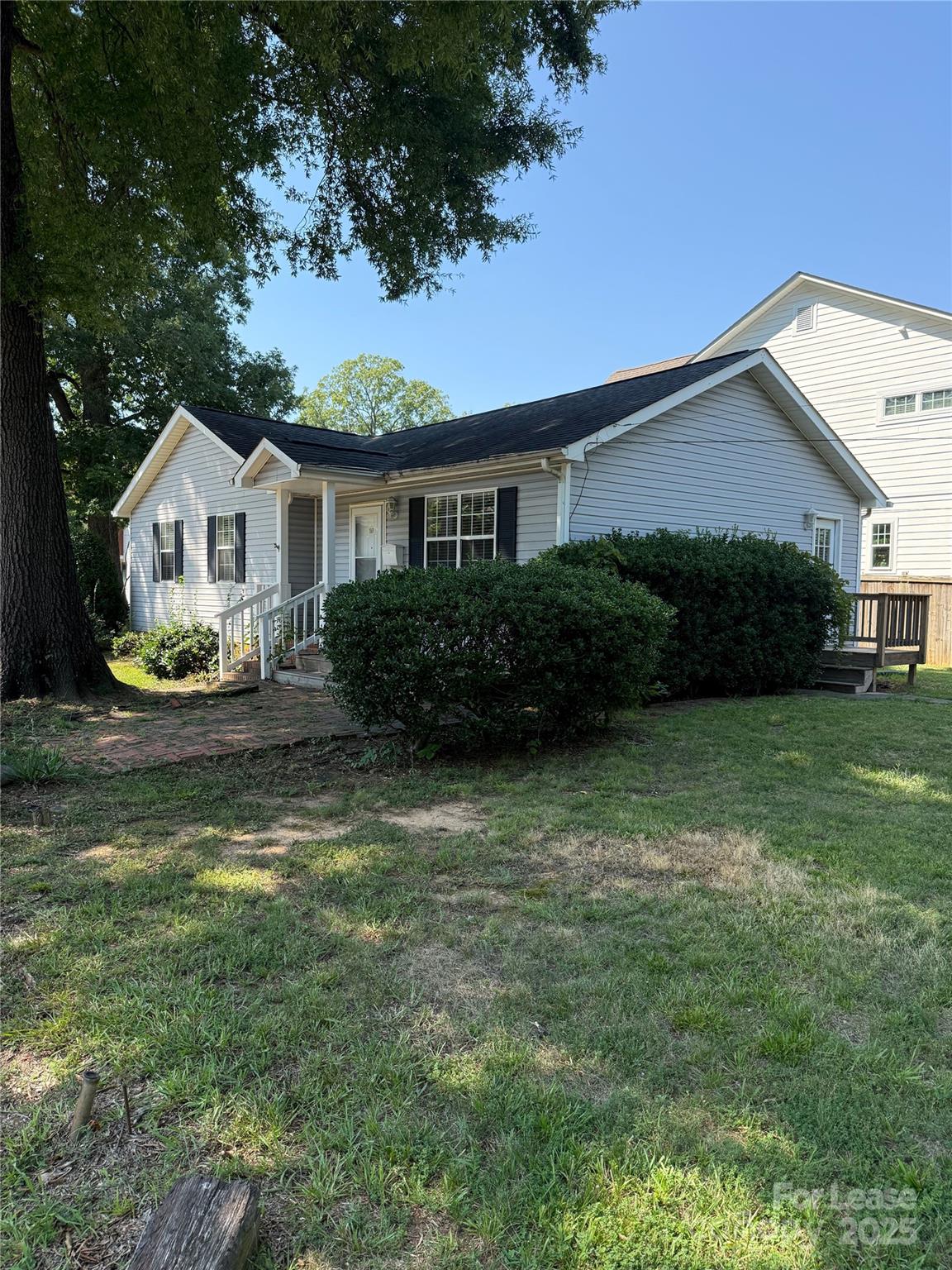 Property image 3 of 517 Iverson Way in Sunset Hills, Charlotte, NC 28203