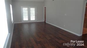 Property image 5 of 8201 Southgate Commons Drive in Southgate, Charlotte, NC 28277