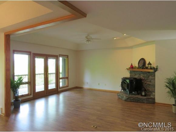 Property image 4 of 1370 Kentwood Lane in Blue Ridge Overlook, Pisgah Forest, NC 28768