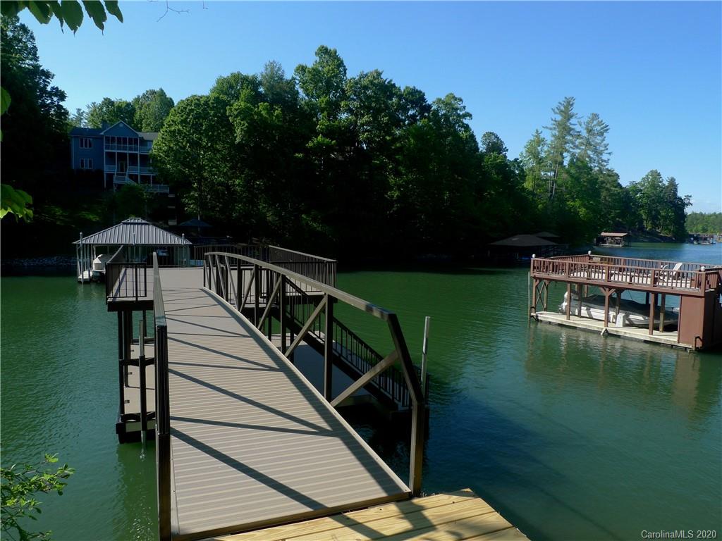 Property image 2 of 281 Lentz Landing Lane in Waterglyn, Nebo, NC 28761