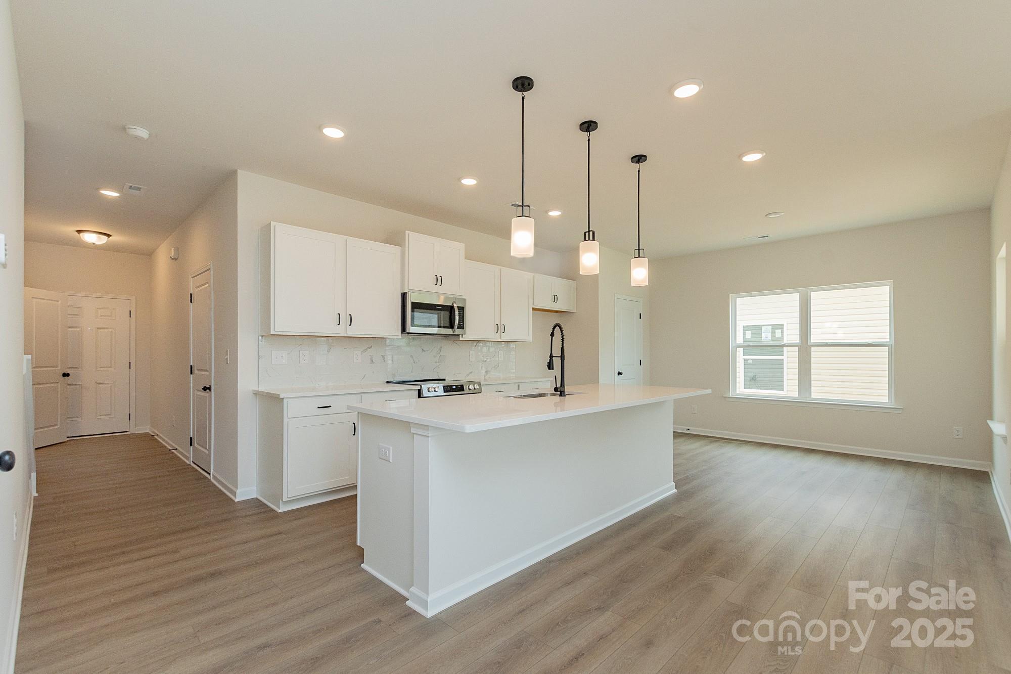Property image 4 of 1266 Langston Lane in Country Club Village, Salisbury, NC 28144
