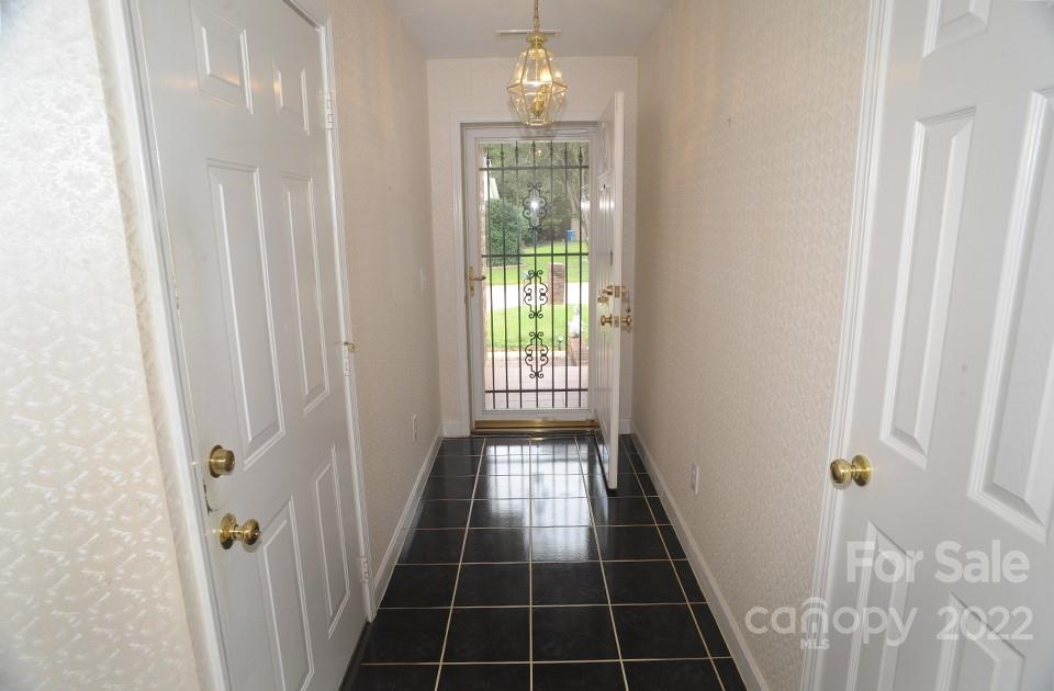 Property image 3 of 116 Yorkshire Drive in Woodfield, Salisbury, NC 28144