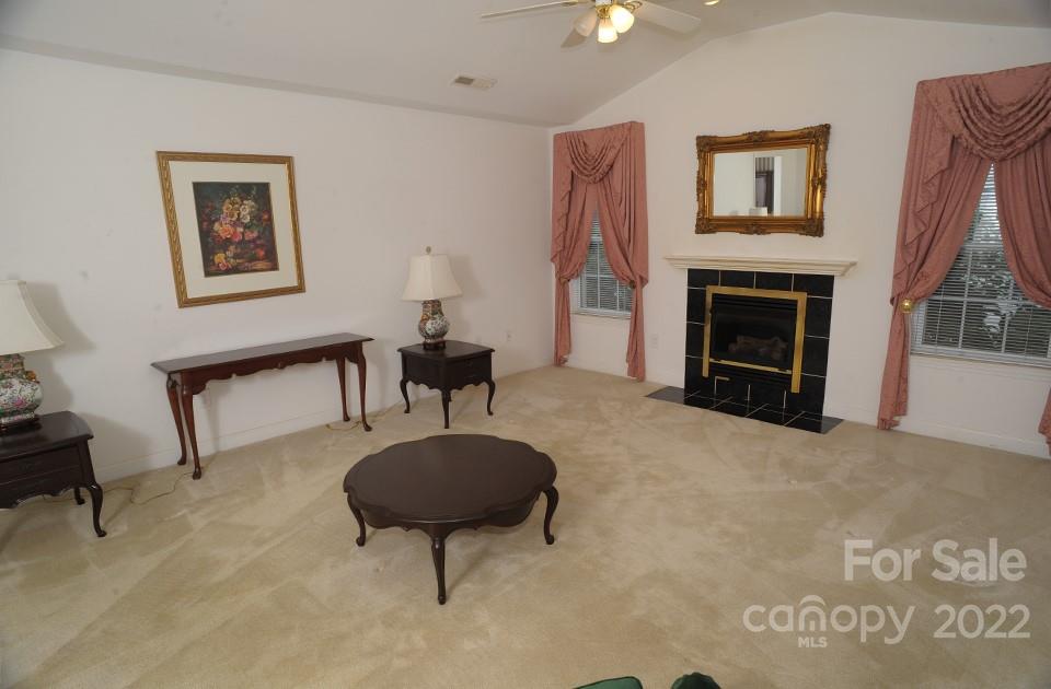 Property image 5 of 116 Yorkshire Drive in Woodfield, Salisbury, NC 28144