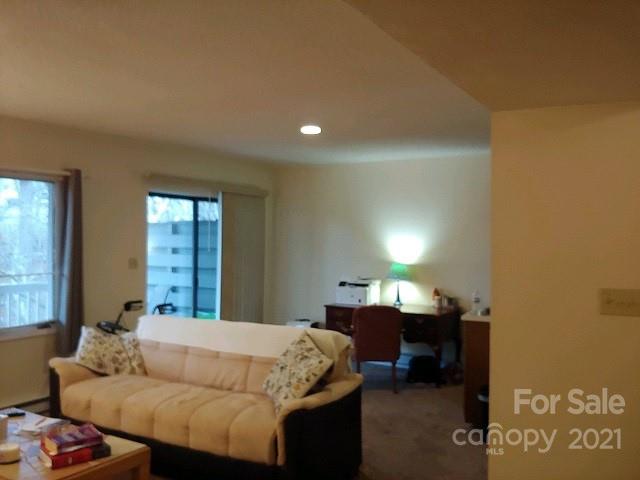 Property image 5 of 61 Hollybrook Drive in Hollybrook Condos, Asheville, NC 28803