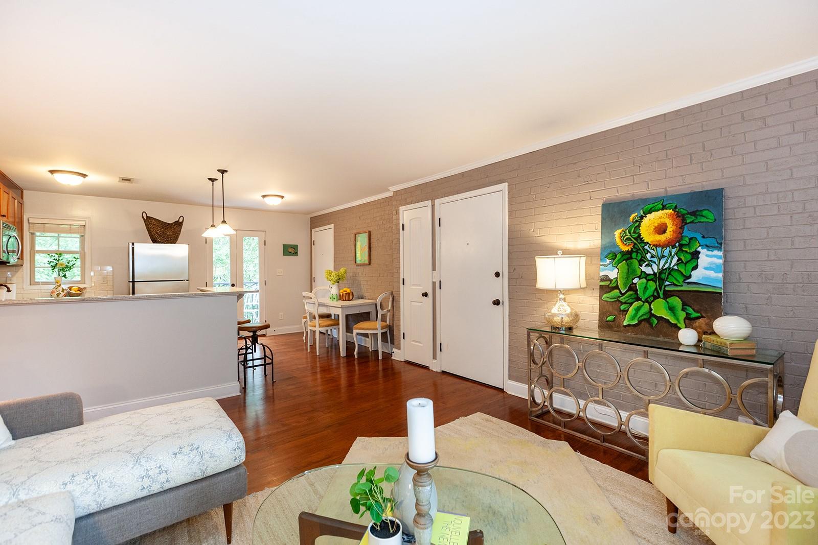 Property image 4 of 4917 Park Road in Selwyn Commons, Charlotte, NC 28209