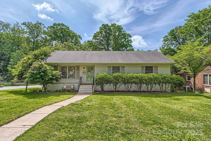 2144 Shadyview Drive
